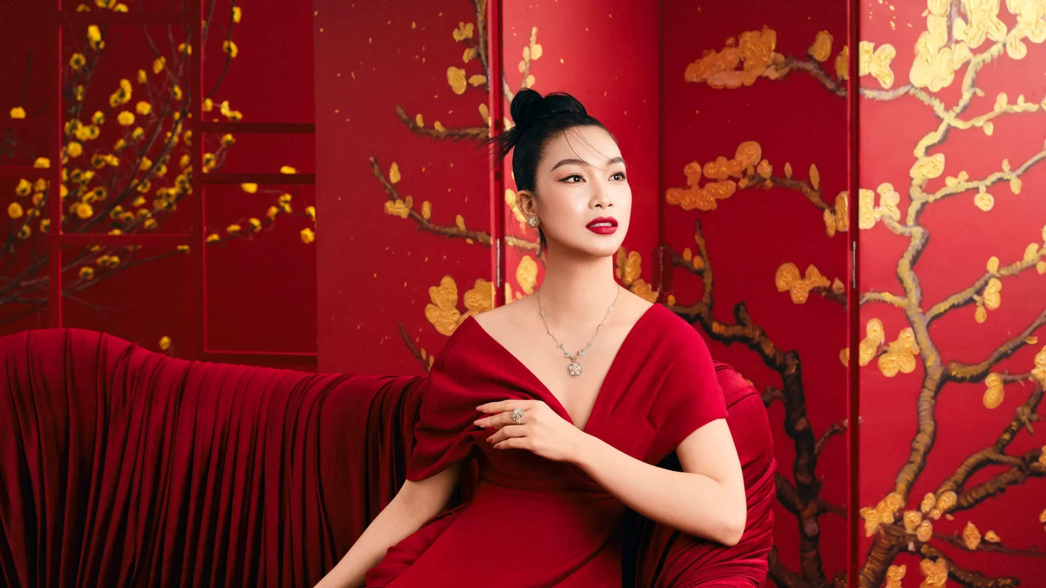 VIKA DIAMOND | Cửa Hàng Trang Sức Kim Cương Cao Cấp - Tôn Vinh Vẻ đẹp Vĩnh Cửu